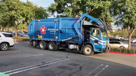 Republic services chula vista. Get reliable, responsible waste disposal and removal services. Republic Services offers residential, municipal, commercial, and industrial garbage pickup and recycling. 