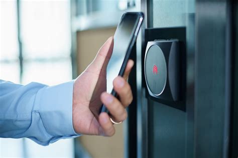 Researchers Demonstrate a Vulnerability in Bluetooth
