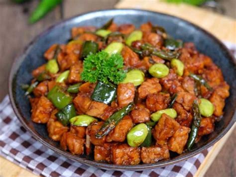 Resep Tempe Tumis Kecap oleh Aliyah - Cookpad