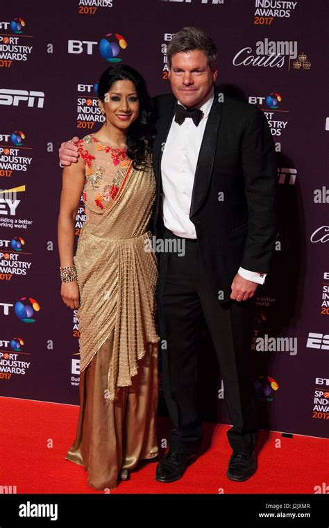 Reshmin chowdhury husband asif