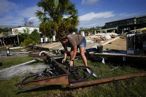Residents find homes gone, towns devastated after Idalia