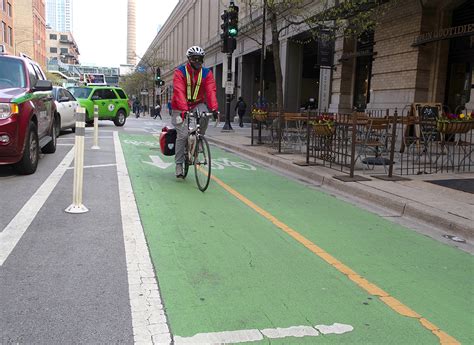 Residents navigate changes as protected bike lanes expand in Chicago