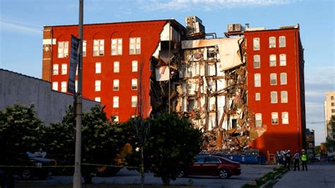 Residents of collapsed Iowa building allowed to stay as reports noted crumbling wall