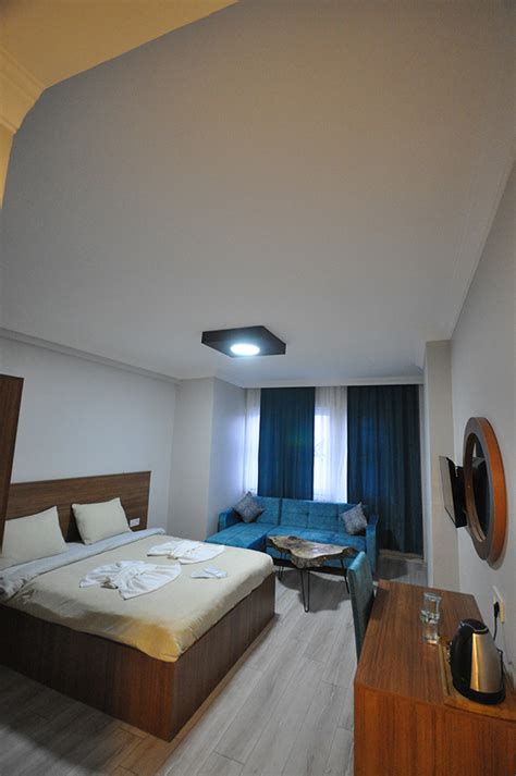 codini.rgarabwor.edu.pl. 