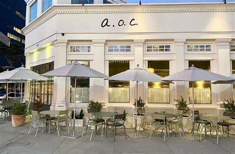 Restaurant aoc los angeles. Apr 5, 2021 · In 2022, the James Beard Foundation nominated her for a Jonathan Gold Local Voice Award. In a move that feels slightly like life is returning to normal, Los Angeles restaurant veterans and ... 