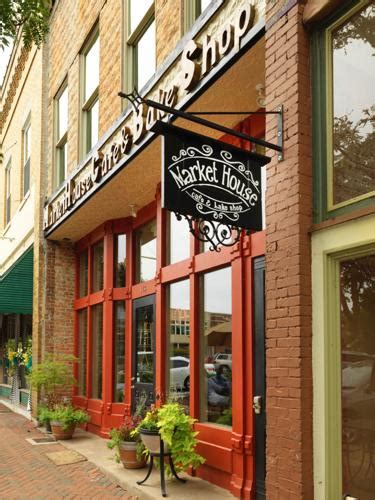 Restaurants Near Market House Cafe and Bake Shop, Ozark, Missouri