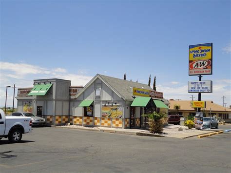 Restaurants in alamogordo new mexico. 7320 Highway 54 70, Alamogordo, New Mexico 88310, Phone: 800-368-3081 Rocket City Family Fun Center ... After all the fun, wind down at the homey American-Italian family restaurant, which serves up favorites like tater tots, burgers, and Caesar salad. 3751 Mesa Village Drive, Alamogordo, New Mexico 88310, Phone: 575-488 … 
