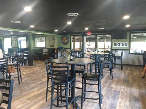 Restaurants in hartwell ga. Beautiful place with really good food. 3. Downtown Cafe. 70 reviews Closed Now. Italian, Bar $$ - $$$. There is Italian and Greek food at this restaurant, but I prefer the Italian... Very dark. 4. Southern Hart Brewing Company. 