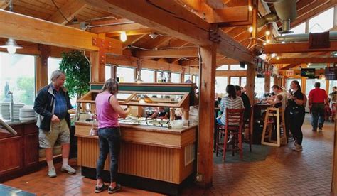 Restaurants in sturgeon bay. Best Restaurants in Little Sturgeon Bay, WI - Gilmo's Bar & Bistro, A' Boat Time, Sunset on Rileys Point, Scaturo's Baking Co & Cafe, Renard's Cheese, Morning Glory Restaurant, Bluefront Cafe, Door County Fire, Morning Glory By The Bay, Mauricio's 