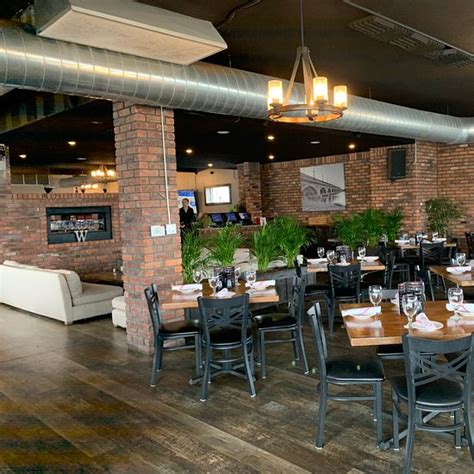 Restaurants in wyandotte. When it comes to seafood, nothing beats a delicious meal at a great seafood restaurant. Whether you’re looking for a romantic dinner for two or a fun night out with friends, findin... 