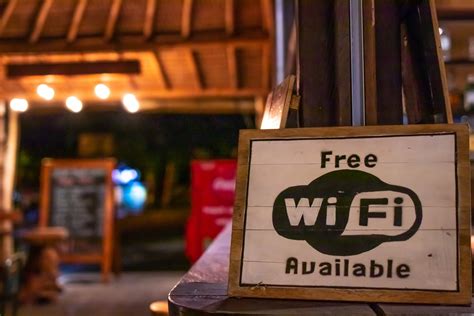 Restaurants with wifi. Dec 28, 2023 ... From public Wi-Fi networks in restaurants to ad-hoc mobile hotspots, you're spoiled for choice when it comes to free internet data. The tricky ... 