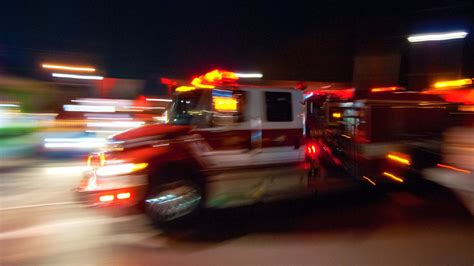 Reston: Mujer muere arrollada por un camión de bomberos que respondía a una emergencia
