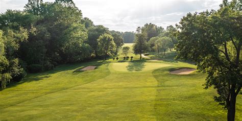 Reston national golf course. Play golf at Reston National Golf Course, located at 11875 Sunrise Valley Dr Reston, VA 20191-3301. Call (703) 620-9333 for more information. 