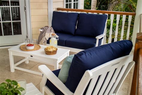 Restoring an Old Deck: New Furniture, New Look Trex® Furniture