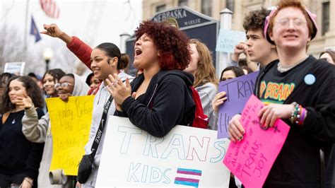 Restrictions on transpeople advancing in US statehouses