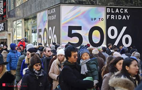 Retailers ready to kick off Black Friday just as shoppers pull back on spending