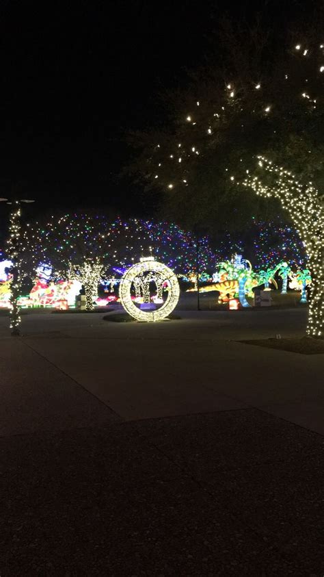 Oct 27, 2021 · A new holiday drive-thru light show, featuring the largest and longest animated LED tunnel in the world, opened on November 4 at Retama Parkway in Selma, about 18 miles northeast of San Antonio ... . 