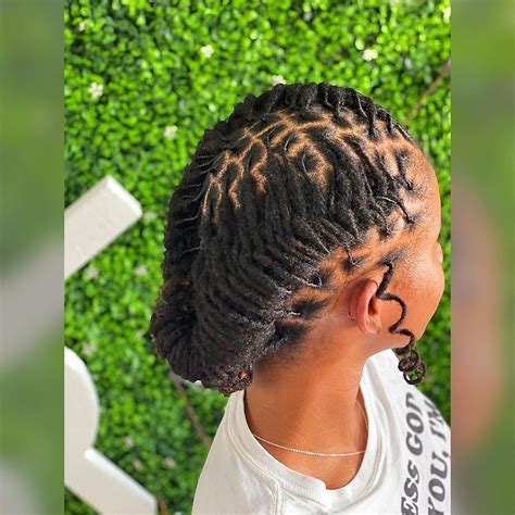 Check out this simple tutorial! How to retwist locs. How to style an updo with shorter locs. Easy to do Loc style with a combination of loc petals and french...