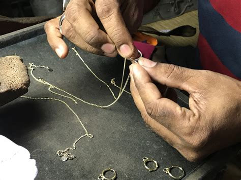 Reusing Old Gold to Make New Jewellery - Milina London