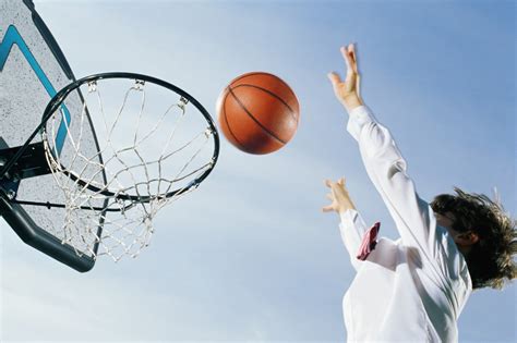 Reuters Negative Memories of Gym Class Influence Adult Habits 