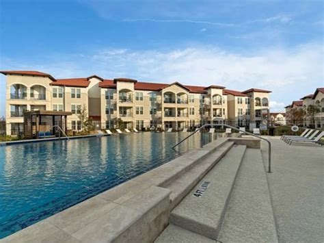 Come home to your ultimate getaway with destination style apartment living. Schedule A Tour. Reveal on the Lake. 1600 President George Bush Hwy. , Matterport 3D Showcase. 1600 President George Bush Hwy, Rowlett, TX, 75088, US.. 