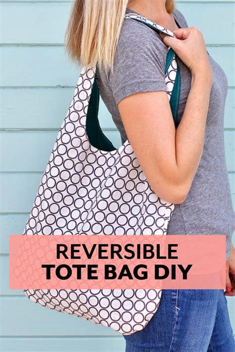 Reversible Tote Bag free pattern and tutorial from Made Everyday J