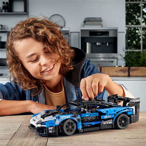 Review: LEGO Technic McLaren Senna GTR Canadian Auto Review