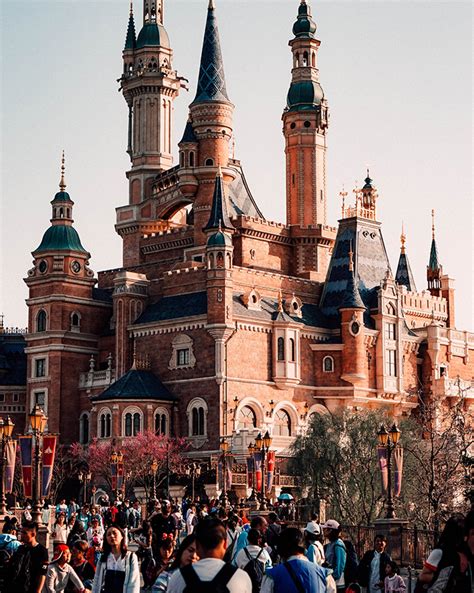 Review: Not exactly 100% Disney service - Shanghai Disneyland …