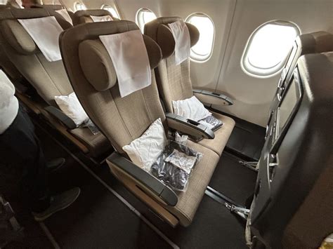 Review: SWISS Economy on the A330-300 from New York to Geneva