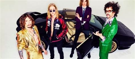 Review: The Darkness - Pinewood Smile Sputnikmusic