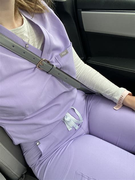 Review figs scrubs. Thanks so much for watchingFIGSYola Skinny Pants https://www.wearfigs.com/products/womens-yola-high-waisted-scrub-pants?color=Navy&fit=regularZamora High Wai... 