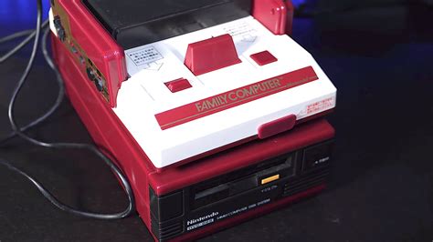 Revisiting the Famicom Disk System mass storage on console in 1986 