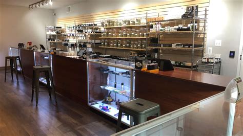 Revolution dispensary. Dec 7, 2023 · Revolution Dispensary, 4301 44th Ave., Moline, will open Friday, Dec. 8 th from 9 a.m. to 8 p.m., at the former location of West Music off John Deere Road. It is Moline’s second cannabis ... 
