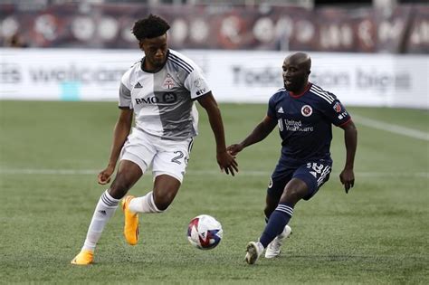 Revolution rally for 2-1 win over D.C. United on the road