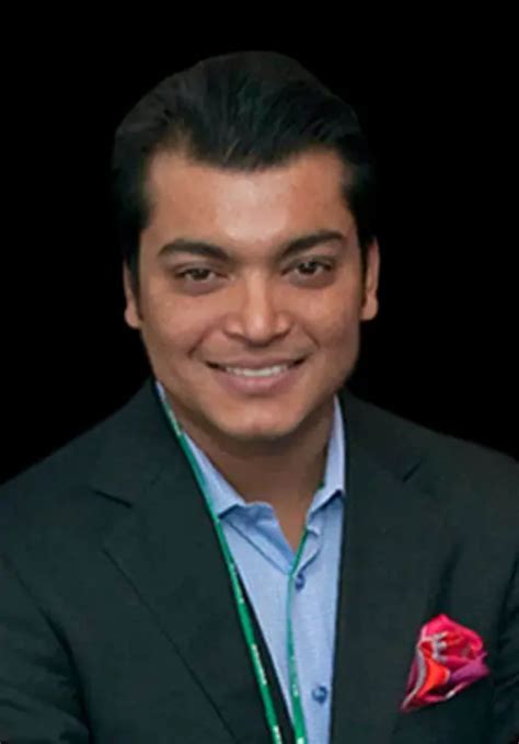 Rewant ruia biography definition2