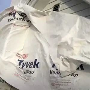 Tyvek ® Reflex is a strong, water-resistant breather 