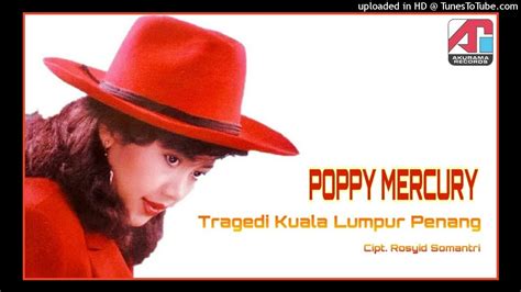 Reyes Poppy Messenger Kuala Lumpur