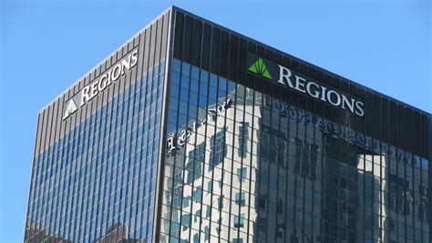 Dec 4, 2023 · Regions Financial Corp. (NYSE: RF) has experienced a
