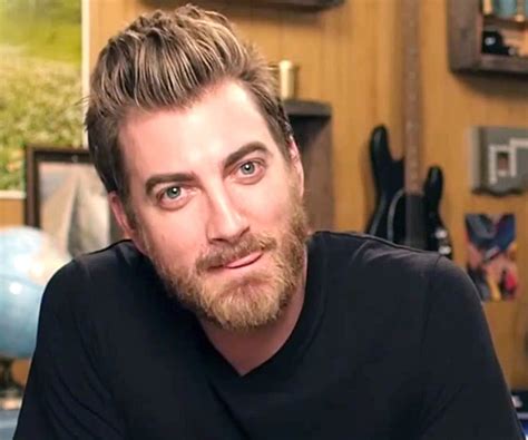 Rhett james mclaughlin. Feb 20, 2024 · Rhett James McLaughlin is an American comedian, actor, musician, and YouTube star, perhaps best known known for his contributions to the multiple channels of the widely popular YouTube duo, Rhett and Link. Together with his lifelong business partner and best friend, Charles Lincoln ‘Link’ Neal, they created their YouTube channel “Good Mythical Morning”, and soon […] 