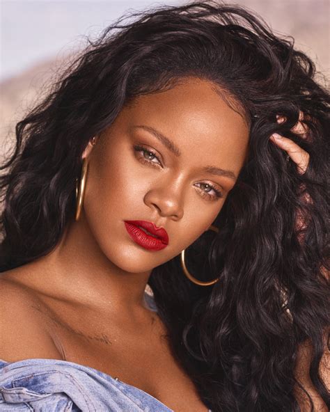 Rhianna - 1. Rihanna. With an estimated net worth of a cool £1.7 billion, Umbrella star Rihanna is by some distance the wealthiest pop star on the planet. Although she has …