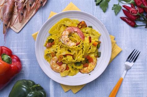 Ricetta Reginette gamberi e peperoni - La Ricetta di …