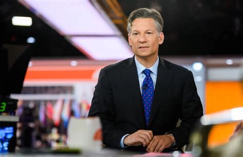 As a correspondent at NBC News, Raf annual salary