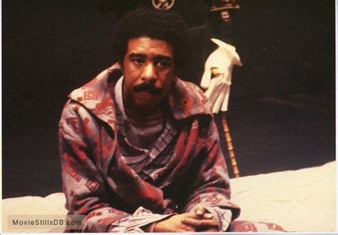 Richard pryor the wiz. Richard Pryor (December 1, 1940 – December 10, 2005) was an American stand-up comedian, actor, social critic writer and MC. Pryor portrayed The Wizard in the film version of The Wiz. Richard Franklin Lennox Thomas Pryor grew up in a challenging environment. His mother, Gertrude, worked as a call girl, and his father, LeRoy, was a boxer and bartender. Pryor experienced a difficult childhood ... 
