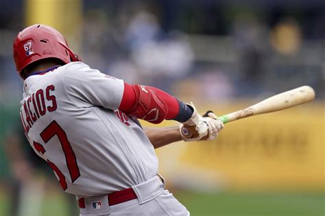 Richie Palacios has 3 hits as the Cardinals beat the Pirates to avoid a sweep