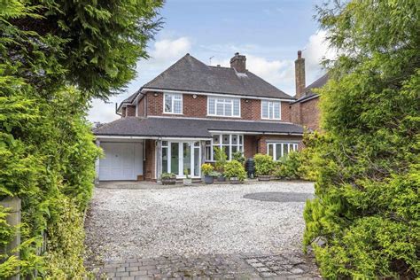 Richmond Close, Hollywood, Birmingham 5 bed detached house