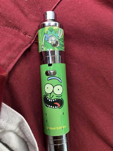 Rick And Morty Rolling Tray  R&M 2 - Smoke Direct Distro Wholesale Vapes