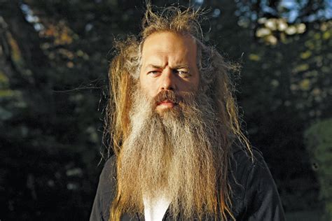 Rick rubin net worth. Net Worth $250 Million Dollars. Ethnicity Multiracial. Social Media Twitter. Children/Kids One Son. Height 6 Feet (182 cm) Education New York University. Parents Michael Rubin (Father), Linda Rubin (Mother) His appearance may deceive you as he hasn’t shaved since he was 23 and wears skimpy black gym shorts, but behind that … 