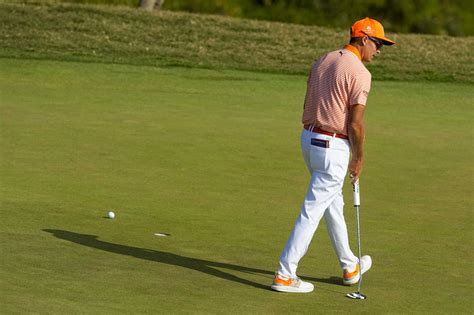 Rickie Fowler fades in final round after bounce-back US Open
