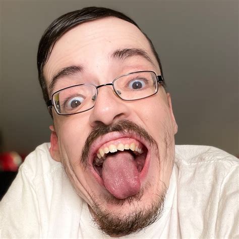 Ricky berwic. Sep 3, 2023 ... 26.6K Likes, 174 Comments. TikTok video from 86hands (@86hands): “#stitch with @Ricky Berwick #xray”. human wing. original sound - 86hands. 