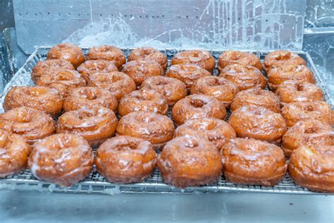 Ridge donuts. Things To Know About Ridge donuts. 